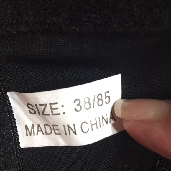 Sexy red spike bra - Picture 4 of 5